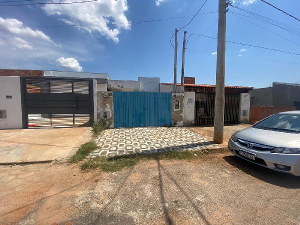 Casa em ITAPEVA/SP