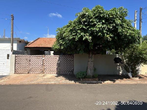 Casa em URANIA/SP