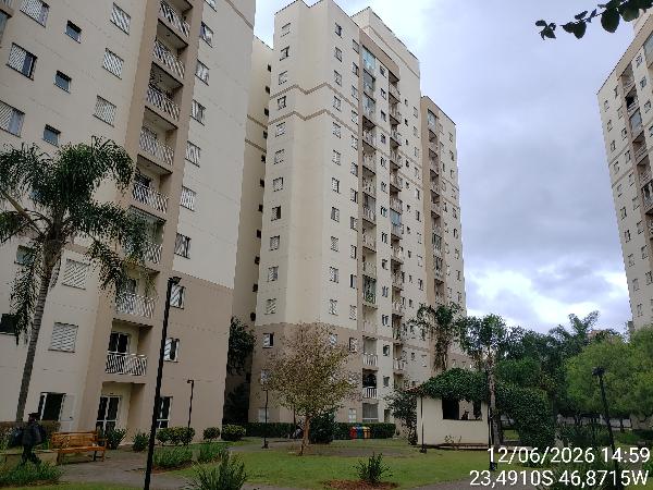 Apartamento em BARUERI/SP