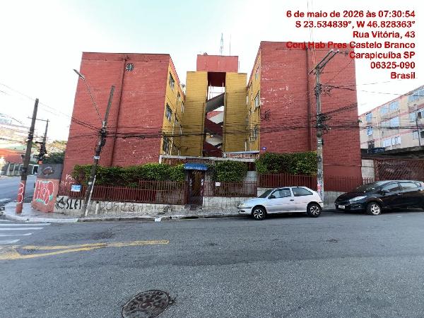 Apartamento em CARAPICUIBA/SP