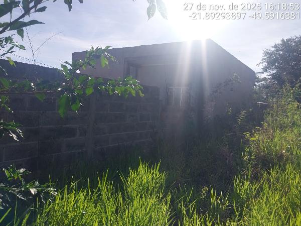 Casa em GUARANTA/SP