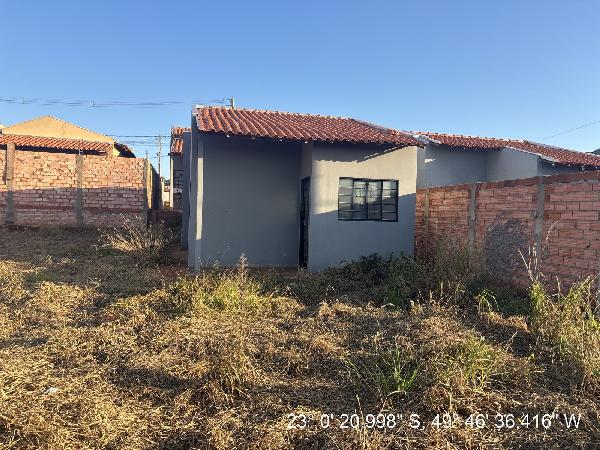 Casa em CANITAR/SP