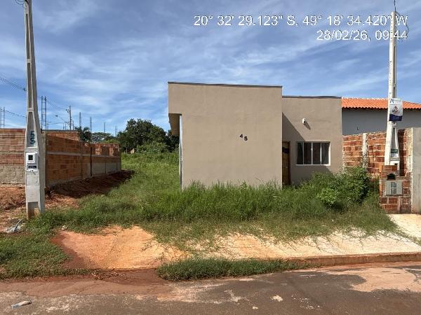 Casa em NOVA GRANADA/SP