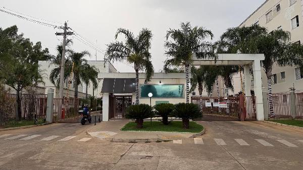 Apartamento em ARARAQUARA/SP