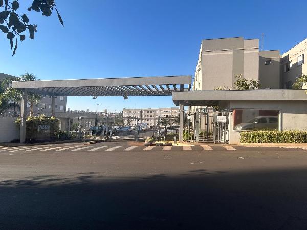 Apartamento em ARARAQUARA/SP