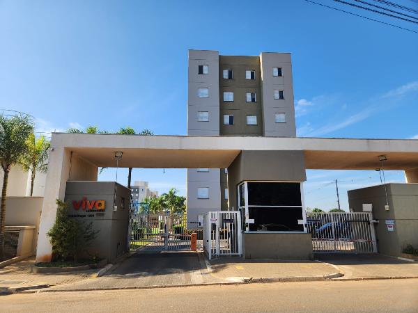 Apartamento em MONTE MOR/SP
