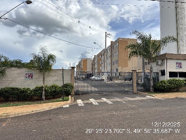 Apartamento em VOTUPORANGA/SP