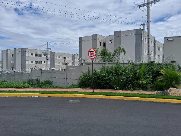 Apartamento em MATAO/SP