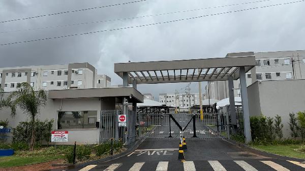 Apartamento em JABOTICABAL/SP