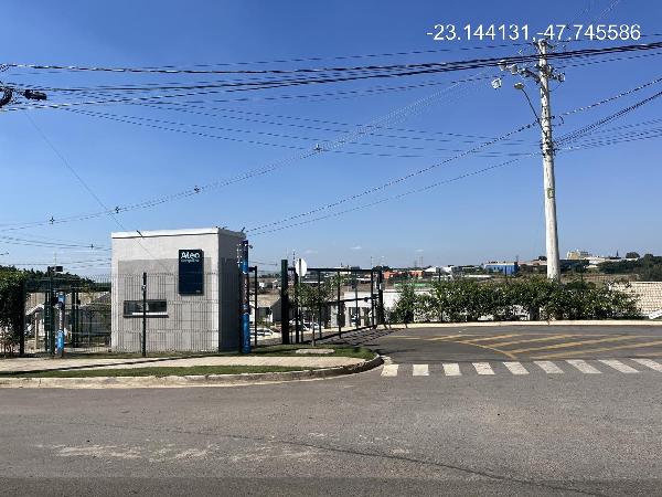 Apartamento em CERQUILHO/SP